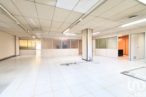 Купить коммерческую недвижимость в Барселона, Испания с 10 спален, 981м², № 4826 - фото 17