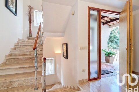 Купить дом в Ла Бисбаль Д'Эмпорда, Испания с 3 спальни, 269м², № 4824 - фото 11