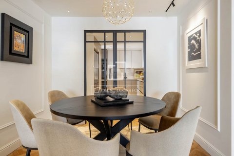 3 bedrooms apartment for sale in Barcelona, Catalonia, Spain № 8706 - photo 16