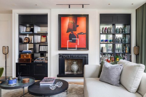 3 bedrooms apartment for sale in Barcelona, Catalonia, Spain № 8706 - photo 11