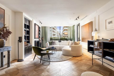3 bedrooms apartment for sale in Barcelona, Catalonia, Spain № 8706 - photo 3