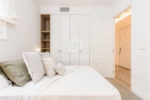 4 bedrooms apartment for sale in Barcelona, Catalonia, Spain № 8708 - photo 27