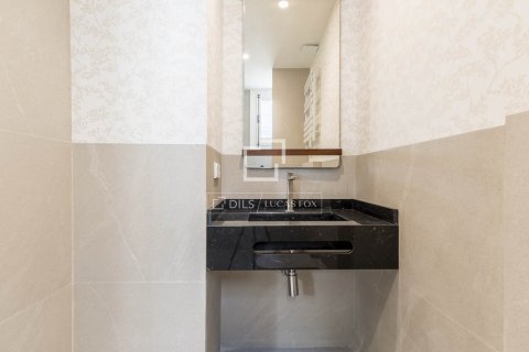 4 bedrooms apartment for sale in Barcelona, Catalonia, Spain № 8708 - photo 30