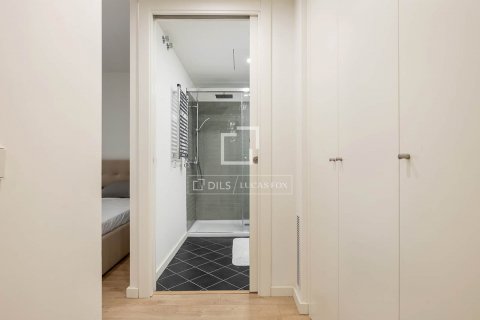Apartamento de 2 dormitorios en alquiler en Barcelona, Cataluña, Spain № 8710 - foto 21