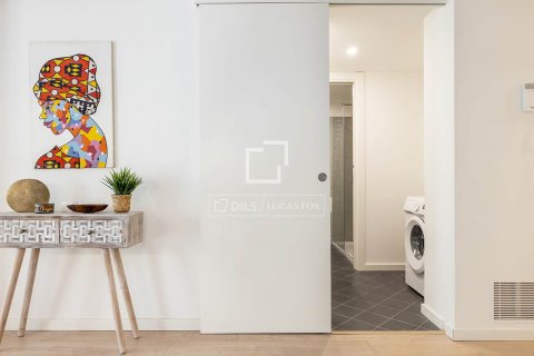 Apartamento de 2 dormitorios en alquiler en Barcelona, Cataluña, Spain № 8710 - foto 12