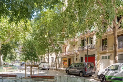 Снять в аренду квартиру в Барселона, Испания с 2 спальни, 56м², № 8705 - фото 24