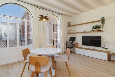 Снять в аренду квартиру в Барселона, Испания с 2 спальни, 56м², № 8705 - фото 2