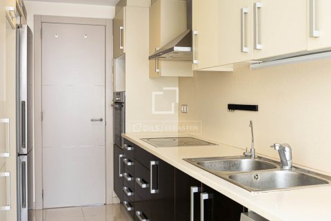 3 bedrooms penthouse for sale in Barcelona, Catalonia, Spain № 8709 - photo 11