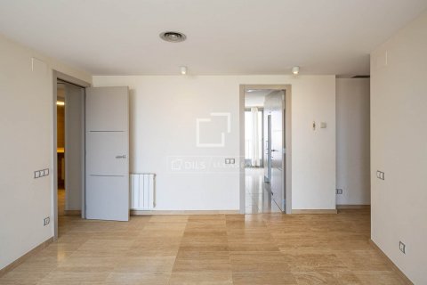 3 bedrooms penthouse for sale in Barcelona, Catalonia, Spain № 8709 - photo 9