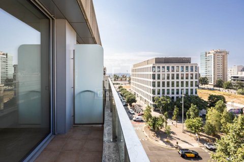 3 bedrooms penthouse for sale in Barcelona, Catalonia, Spain № 8709 - photo 2