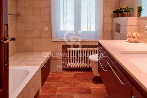 Сasa de 9 dormitorios en venta en Sant Andreu de Llavaneres, Barcelona, Cataluña, Spain № 5880 - foto 18