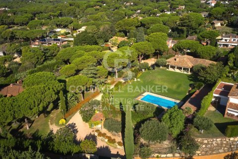 Сasa de 9 dormitorios en venta en Sant Andreu de Llavaneres, Barcelona, Cataluña, Spain № 5880 - foto 4