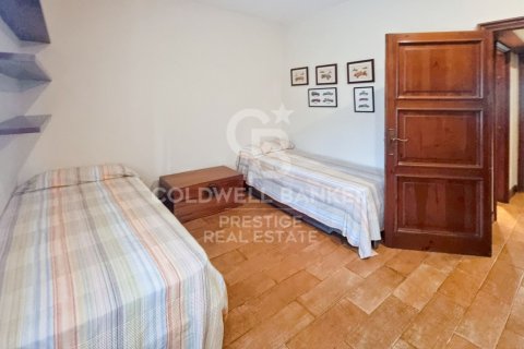 Сasa de 9 dormitorios en venta en Sant Andreu de Llavaneres, Barcelona, Cataluña, Spain № 5880 - foto 17