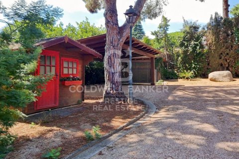 Сasa de 9 dormitorios en venta en Sant Andreu de Llavaneres, Barcelona, Cataluña, Spain № 5880 - foto 23