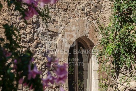 Сasa de 6 dormitorios en venta en Gerona, Cataluña, Spain № 5876 - foto 21