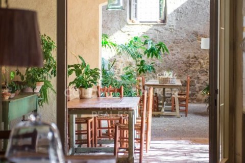 Сasa de 6 dormitorios en venta en Gerona, Cataluña, Spain № 5876 - foto 18