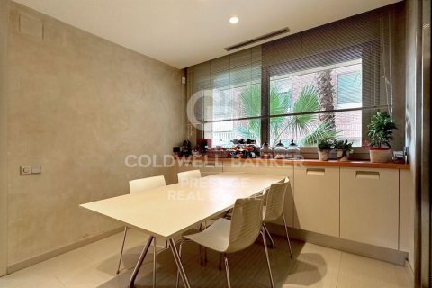 5 bedrooms apartment for sale in Barcelona, Catalonia, Spain № 5881 - photo 3
