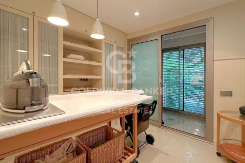 5 bedrooms apartment for sale in Barcelona, Catalonia, Spain № 5881 - photo 11