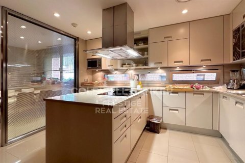5 bedrooms apartment for sale in Barcelona, Catalonia, Spain № 5881 - photo 4