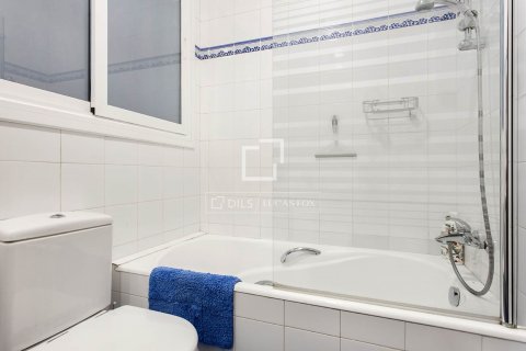 3 bedrooms apartment for sale in Barcelona, Catalonia, Spain № 8696 - photo 27