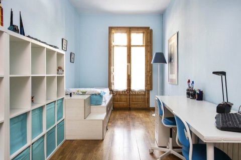 3 bedrooms apartment for sale in Barcelona, Catalonia, Spain № 8696 - photo 8