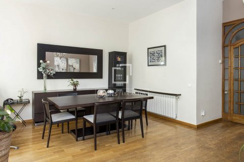 3 bedrooms apartment for sale in Barcelona, Catalonia, Spain № 8696 - photo 15