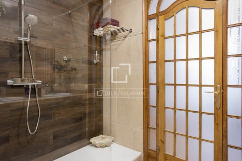 3 bedrooms apartment for sale in Barcelona, Catalonia, Spain № 8696 - photo 21