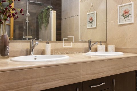 3 bedrooms apartment for sale in Barcelona, Catalonia, Spain № 8696 - photo 7
