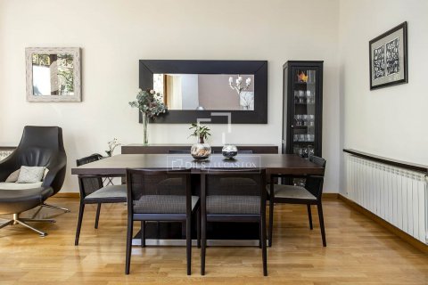 3 bedrooms apartment for sale in Barcelona, Catalonia, Spain № 8696 - photo 2