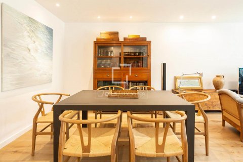 Apartamento de 5 dormitorios en venta en Barcelona, Cataluña, Spain № 8691 - foto 3