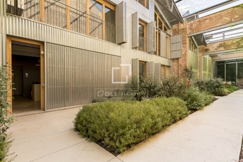 Купить квартиру в Барселона, Испания с 2 спальни, 88м², № 8697 - фото 12