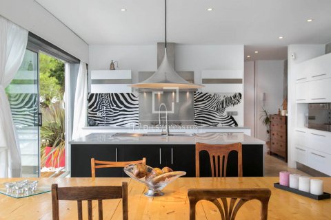 Villa de 2 dormitorios en venta en Cabrils, Barcelona, Cataluña, Spain № 8693 - foto 7