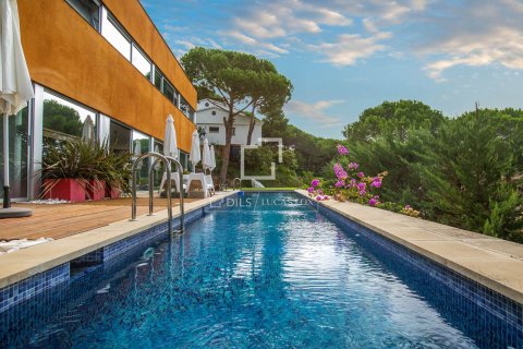 Villa de 2 dormitorios en venta en Cabrils, Barcelona, Cataluña, Spain № 8693 - foto 18