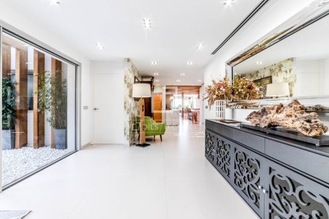 Villa de 5 dormitorios en venta en Sitges, Barcelona, Cataluña, Spain № 3959 - foto 14