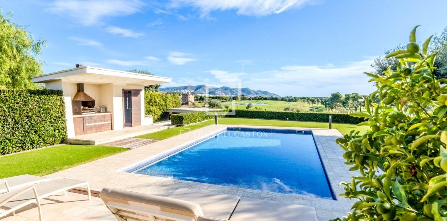 Villa de 5 dormitorios en venta en Sitges, Barcelona, Cataluña, Spain № 3959