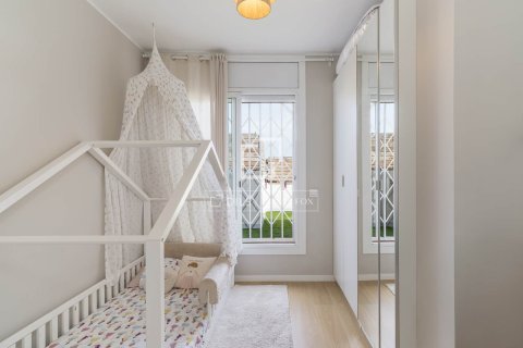 Ático de 3 dormitorios en venta en Barcelona, Cataluña, Spain № 3960 - foto 29