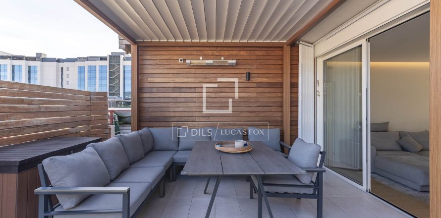 Ático de 3 dormitorios en venta en Barcelona, Cataluña, Spain № 3960