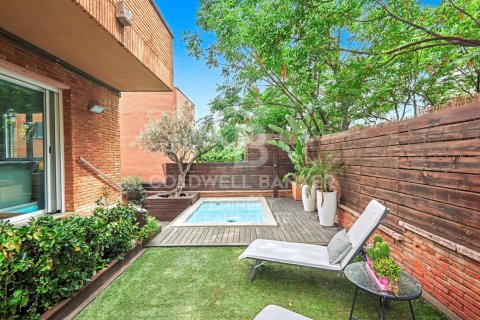 Apartamento en venta en Esplugues de Llobregat, Barcelona, Cataluña, Spain № 7730 - foto 2