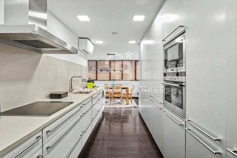 Apartamento en venta en Esplugues de Llobregat, Barcelona, Cataluña, Spain № 7730 - foto 27