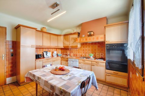 Сasa de 6 dormitorios en venta en Cataluña, Spain № 7729 - foto 17