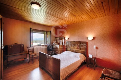 Сasa de 6 dormitorios en venta en Cataluña, Spain № 7729 - foto 5