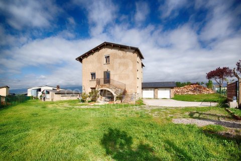 Сasa de 6 dormitorios en venta en Cataluña, Spain № 7729 - foto 28