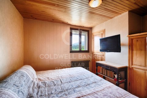 Сasa de 6 dormitorios en venta en Cataluña, Spain № 7729 - foto 8