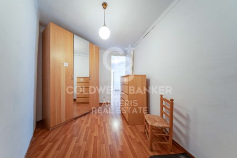 Apartamento de 3 dormitorios en venta en Barcelona, Cataluña, Spain № 7732 - foto 4