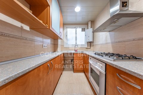 Apartamento de 3 dormitorios en venta en Barcelona, Cataluña, Spain № 7732 - foto 20