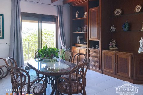 Villa de 6 dormitorios en venta en Argentona, Barcelona, Cataluña, Spain № 962 - foto 19