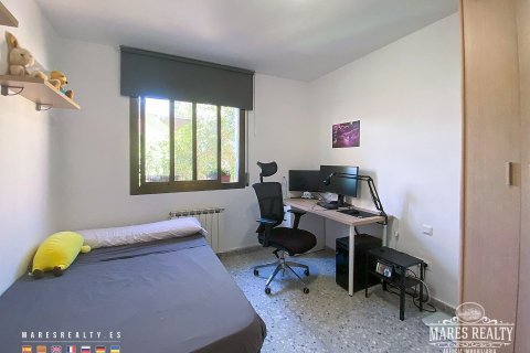 Villa de 6 dormitorios en venta en Argentona, Barcelona, Cataluña, Spain № 962 - foto 6