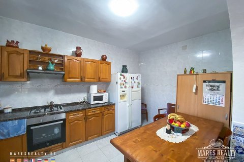 Villa de 6 dormitorios en venta en Argentona, Barcelona, Cataluña, Spain № 962 - foto 10