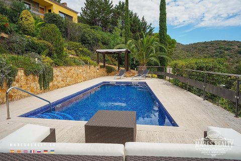 Villa de 3 dormitorios en venta en Platja D'aro, Gerona, Cataluña, Spain № 964 - foto 11