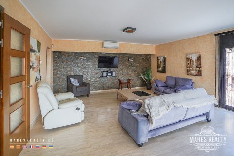 Villa de 3 dormitorios en venta en Platja D'aro, Gerona, Cataluña, Spain № 964 - foto 14